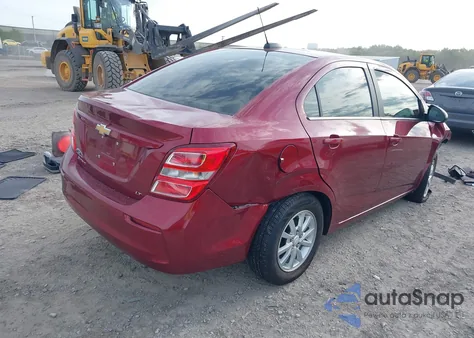 2018 Chevrolet Sonic Lt Auto z USA, uszkodzony, nr VIN 1G1JD5SH5J4121442